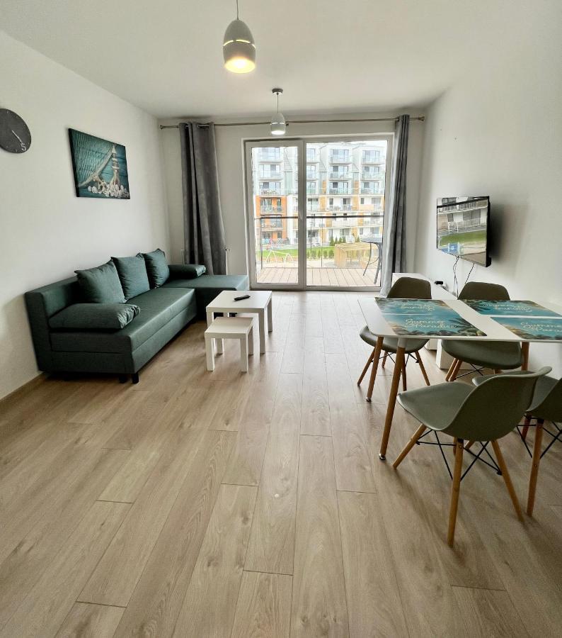 Apartment Waterline *