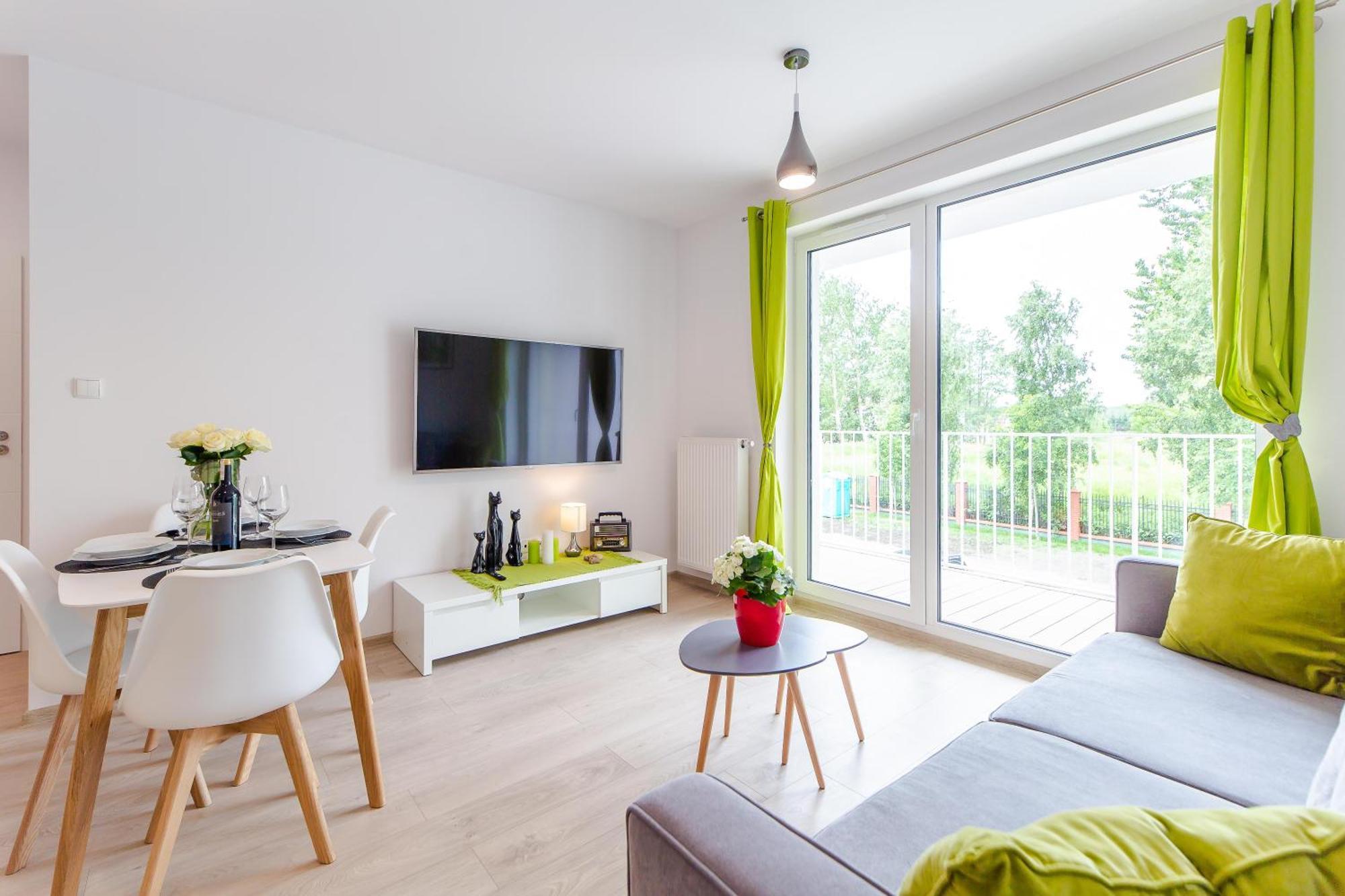 Waterline Apartment *